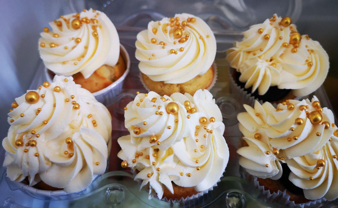 6er Vanilla Cupcake mit Toping